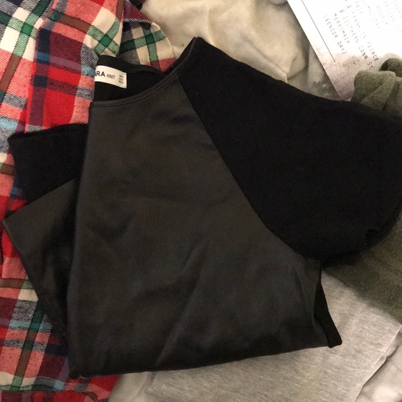 Velvet sweater top!!! Great condition - Picture 2 of 3